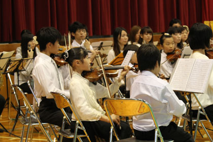 久重小学校での演奏会３